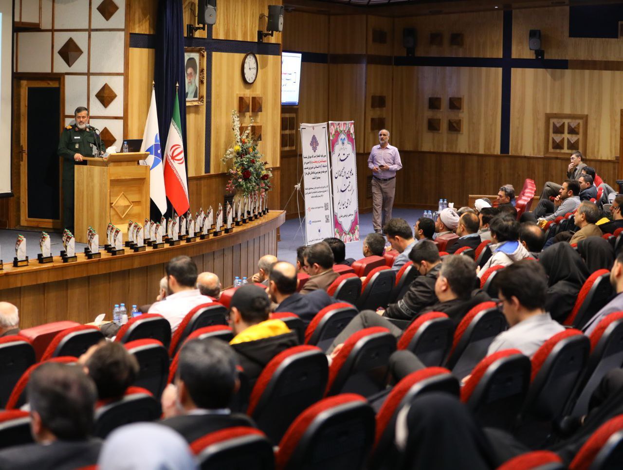 گزارش تصویری پنجمین همایش جهادگران علم و فناوری استان قزوین  تصویر شماره-01