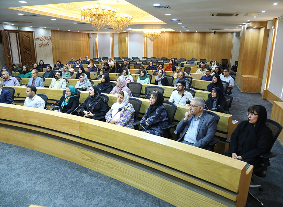 آیین بزرگداشت روزجهانی صنایع دستی در اتاق بازرگانی قزوین برگزارشد تصویر شماره-04