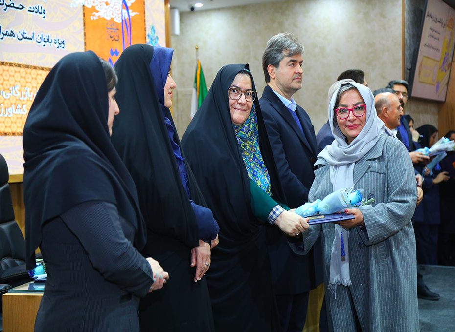  برگزاری آیین بزرگداشت روز زن ومقام مادر دراتاق بازرگانی قزوین تصویر شماره-13