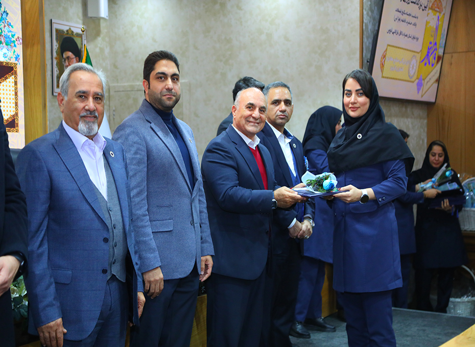  برگزاری آیین بزرگداشت روز زن ومقام مادر دراتاق بازرگانی قزوین تصویر شماره-16